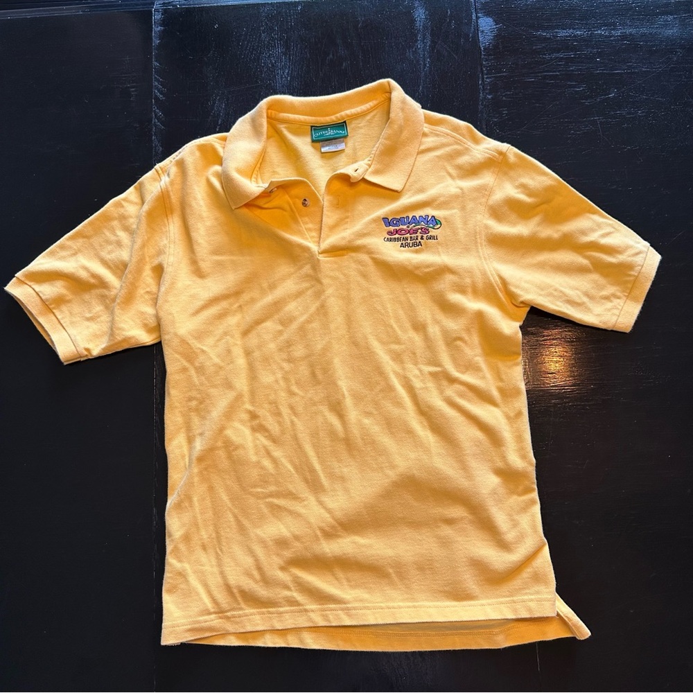 Vintage Retro Iguana Joes Aruba Outer Banks Yellow Medium Polo Meme Gag Gift